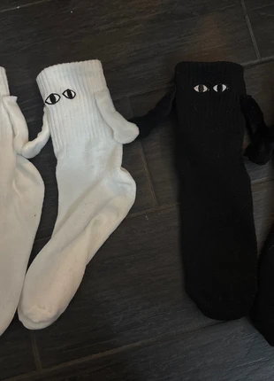 calzini di coppia con calamita, brand: Socks, condizioni: Nuovo senza cartellino, taglia: S | 35-38, €4.00, €4.90 include la Protezione acquisti