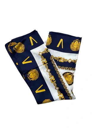 Foulard écharpe Versace Vintage Made in italy Unisexe, marca: Versace, estado: Muito bom, €34.99, €37.44 inclui Proteção do Comprador