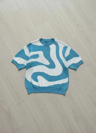 Vintage T-shirt Tricot Motif Vague Abstraite Bleu Ciel et Blanc Y2K, marque: Vintage Dressing, état: Très bon état, taille: M / 38 / 10, 45,00 €, 47,95 € Protection acheteurs incluse