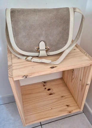 Sac à main beige en cuir et daim véritable " La Tannerie ", merk: Champs Elysées, staat: Heel goed, € 14,00, € 15,40 inclusief Kopersbescherming