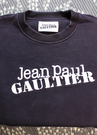 Sweat / Crewneck / Jean Paul Gaultier / Taille XS, marque: Jean Paul Gaultier, état: Bon état, taille: XS, 29,00 €, 31,15 € Protection acheteurs (Pro) incluse