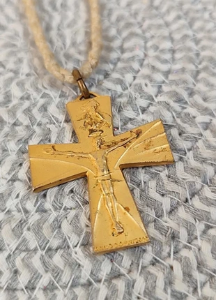 Bracelet avec pendentif croix spéculaire doré gravé, marca: sans marque, estado: Bueno, 15,00 €, 16,45 € Protección al comprador Pro incluida