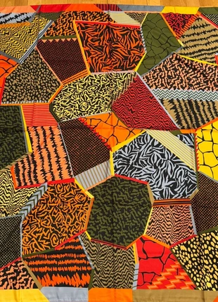 Pañuelo XL de seda – estampado animal patchwork vibrante 🐆🧡, marque: La Boutique, état: Très bon état, 19,00 €, 20,65 € Protection acheteurs incluse