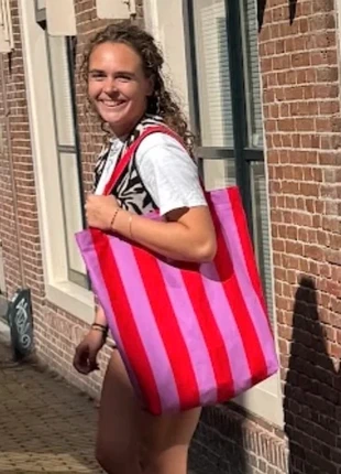 Handgemaakte Lieske totebag, merk: beppehobby, staat: Nieuw met prijskaartje, € 29,95, € 32,15 inclusief Kopersbescherming