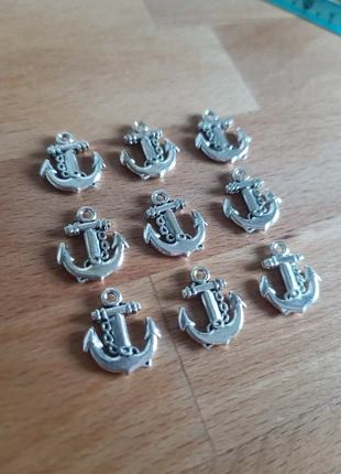 Conjunto 9 pendentes Âncoras, estado: Novo sem etiquetas, €1.00, €1.75 inclui Proteção do Comprador