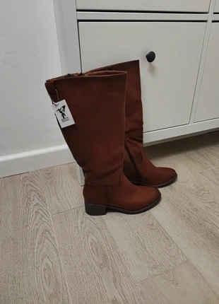 Stivali donna taglia 39, brand: Martin Pescatore, condizioni: Nuovo con cartellino, taglia: 39, €20.00, €21.70 include la Protezione acquisti