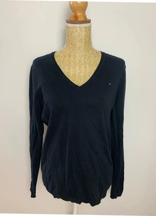 Pull Col en V Tommy Hilfiger Noir - Taille L Femme, brand: Tommy Hilfiger, condition: Very good, size: L / 40 / 12, €15.00, €16.45 includes Buyer Protection Pro