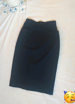 Estilizante falda lápiz azul marino Laine corresponde T34/36, brand: Vintage Chic, condizioni: Ottime, taglia: L / IT 44 / EU 40, €10.00, €11.20 include la Protezione acquisti