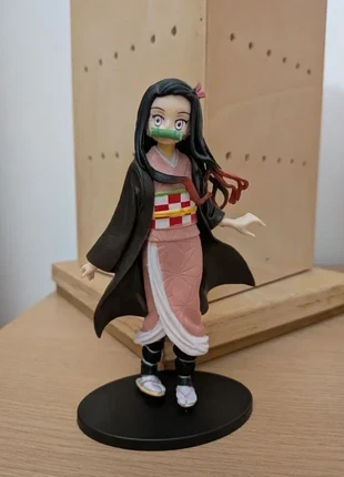 Demon's Slayer Nezuko Action Figure, marca: Demon Slayer, estado: Bom, tamanho: Tamanho único, €8.50, €9.63 inclui Proteção do Comprador