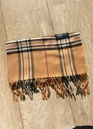Écharpe Burberry Beige Classique - Plaid Beige Noir Rouge Blanc - Franges - 100% Laine, marca: Burberry, estado: Muy bueno, 35,00 €, 37,45 € Protección al comprador incluida