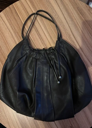 Rare vintage Kenzo bag in genuine leather, marca: Kenzo, estado: Muito bom, €95.00, €100.45 inclui Proteção do Comprador