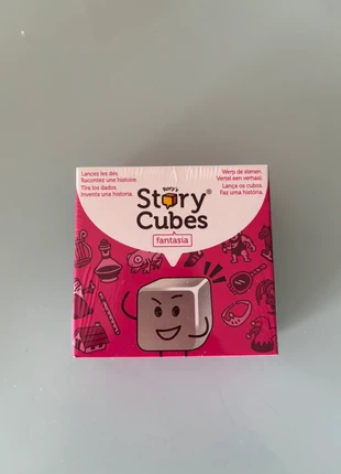 Rory's Story Cubes Fantasia, merk: STORY, staat: Nieuw met prijskaartje, € 15,00, € 16,45 inclusief Kopersbescherming
