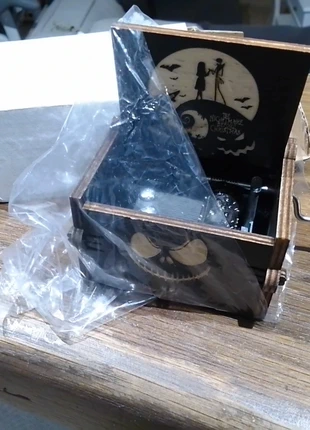 Boite musique cadeau l'étrange Noël de Monsieur Jack Tim Burton rare goodies halloween, brand: Goodies, condition: New with tags, €9.90, €11.10 includes Buyer Protection