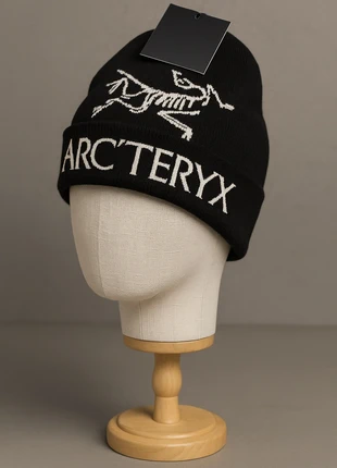 Arc’teryx Logo Cuffed Beanie – Black/White – One Size, marque: Arc'teryx, état: Neuf avec étiquette, taille: Taille unique, 29,95 €, 32,15 € Protection acheteurs incluse