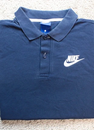 Polo /T shirt / Tee / Nike / Taille S, marque: Nike, état: Très bon état, taille: S, 14,00 €, 15,40 € Protection acheteurs (Pro) incluse
