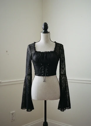 Top noir dentelle corset romantique, brand: friperie, condition: Very good, size: M / 38 / 10, €28.00, €30.10 includes Buyer Protection