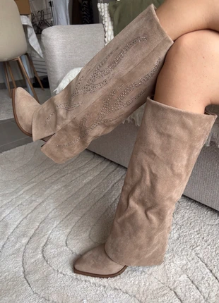 Santiags beiges femmes, marque: Santiags, état: Très bon état, taille: 36, 35,00 €, 37,45 € Protection acheteurs incluse