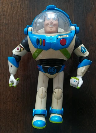 Buzz l'eclair, marque: Disney, état: Satisfaisant, taille: 5 ans / 110 cm, 12,00 €, 13,30 € Protection acheteurs incluse