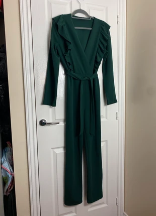 Dark green ruffled long sleeve belted jumpsuit size 12, brand: Boohoo, condition: Very good, size: M / UK 12-14, £6.00, £7.00 includes Buyer Protection Pro