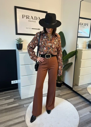 Ensemble chemise Kaycee (L) + pantalon Tally Weijl (42), marke: Tally Weijl, zustand: Sehr gut, größe: XL / 42 / 14, 18,00 €, 19,60 € beinhaltet Vinted-Käuferschutz Pro