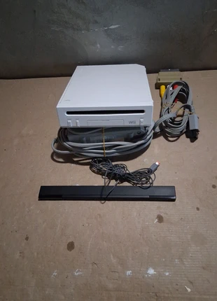 Console wii classic, brand: Wii, condition: Good, €14.00, €15.40 includes Buyer Protection