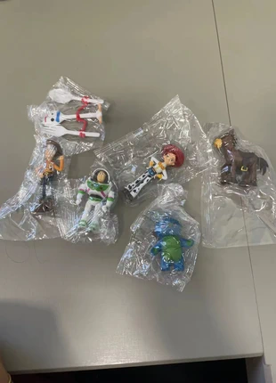 Lot de 7 figurines toy story, marque: Toy Story, état: Neuf avec étiquette, taille: 3 ans / 98 cm, 7,90 €, 9,00 € Protection acheteurs incluse