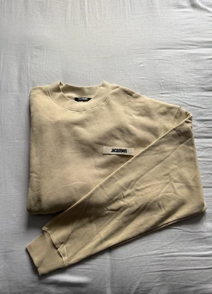 Jacquemus sweater, merk: Jacquemus, staat: Heel goed, maat: M / 38 / 10, € 75,00, € 79,45 inclusief Kopersbescherming