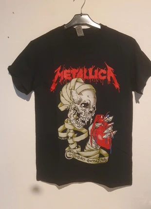 T‑shirt Metallica Heart Explosive, brand: Metallica, condizioni: Ottime, taglia: S, €18.00, €19.60 include la Protezione acquisti