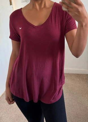 Hollister Easy V-Neck Icon Tee Short Sleeved Burgundy Maroon Brown and White Top., brand: Hollister, condition: New without tags, size: S / UK 8-10, £2.00, £2.80 includes Buyer Protection