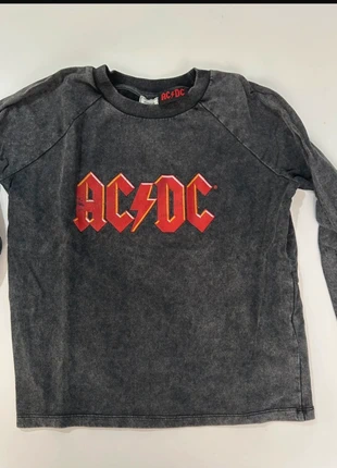 Sweat noir légèrement délavé inscription AC/DC en rouge Taille XS, brand: Pimkie, condition: Very good, size: XS / 34 / 6, €6.00, €7.00 includes Buyer Protection