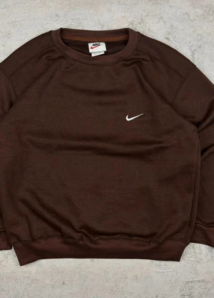 Vintage Nike Crewneck - Brown Edition, brand: Nike, condizioni: Ottime, taglia: M, €34.95, €37.40 include la Protezione acquisti
