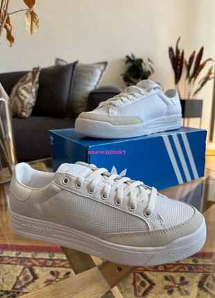 Adidas Rod Laver JI1905 Pointure 40 Etat Neuf, merk: adidas, staat: Nieuw zonder prijskaartje, maat: 40, € 38,99, € 41,64 inclusief Kopersbescherming