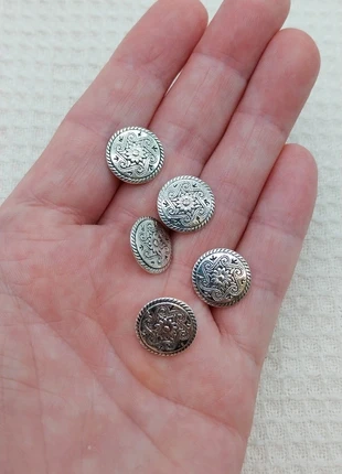 Bouton de couture rond fleuri en métal, loisirs créatifs DIY - 5pcs A0609, marca: Mercerie Syllikan, estado: Muy bueno, 2,90 €, 3,75 € Protección al comprador Pro incluida