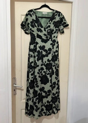 Robe doublé cache cœur/portefeuille vert et imprimé fleur noir Mango taille S, brand: Mango, condition: Very good, size: S / 36 / 8, €14.99, €16.44 includes Buyer Protection