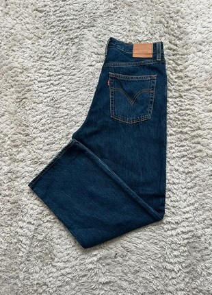 Jean Levi’s Ribcage Straight Bleu Marine 📏 W30 L27, marque: Levi's, état: Très bon état, taille: L / 40 / 12, 59,00 €, 62,65 € Protection acheteurs (Pro) incluse