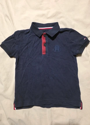Tommy polo maat 86, merk: Tommy Hilfiger, staat: Heel goed, maat: 18-24 maanden / 86 cm, € 6,00, € 7,00 inclusief Kopersbescherming