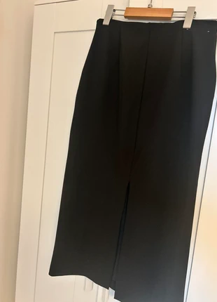 Uniqlo skirt with back slit size M, marque: Uniqlo, état: Neuf sans étiquette, taille: M / 38 / 10, 9,00 €, 10,15 € Protection acheteurs incluse