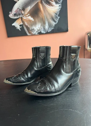 Mango Cowboyboots Enkellaarsjes Zwart Maat 39, merk: Mango, staat: Heel goed, maat: 39, € 20,00, € 21,70 inclusief Kopersbescherming