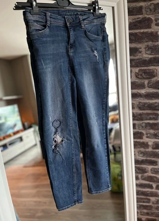👖 Jean bleu vintage Yessica – détail déchiré & motif, marke: Yessica, zustand: Sehr gut, größe: S / 36 / 8, 5,00 €, 5,95 € inklusive Vinted-Käuferschutz