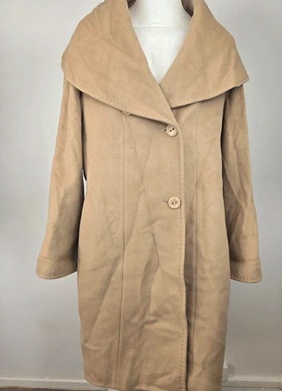 Manteau à capuche Un Jour Ailleurs taille L, brand: Un Jour Ailleurs, condizioni: Ottime, taglia: L / IT 44 / EU 40, €10.00, €11.20 include la Protezione acquisti