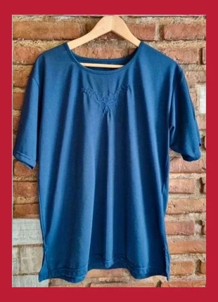 🍭Divina Camiseta muy original con bordados T-shirt💕 Maglietta 👕, brand: Local, condizioni: Ottime, taglia: XL / IT 46 / EU 42, €14.00, €15.40 include la Protezione acquisti