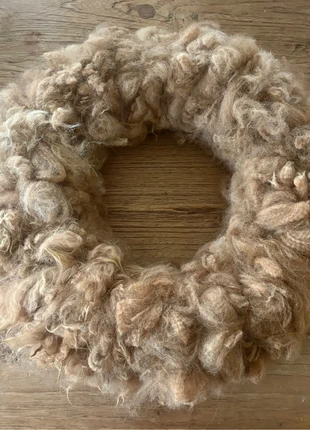 krans alpaca wol 30 cm, merk: Alpaca, staat: Als nieuw, € 15,00, € 16,45 inclusief Kopersbescherming
