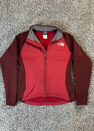 Veste The North Face Femme XS – Softshell & Polaire Rouge, Outdoor & Randonnée, marca: The North Face, estado: Muito bom, tamanho: XS / 34 / 6, €15.80, €17.29 inclui Proteção do Comprador