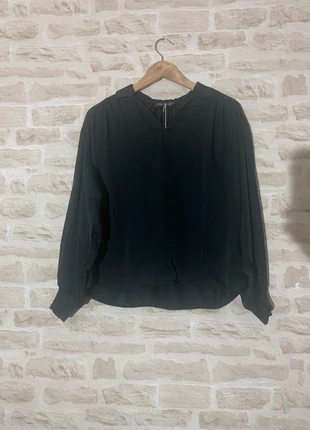 Blouse Noire Cotélac Taille 0 Neuve avec étiquettes, marque: Cotélac, état: Neuf avec étiquette, taille: S / 36 / 8, 99,99 €, 105,69 € Protection acheteurs incluse