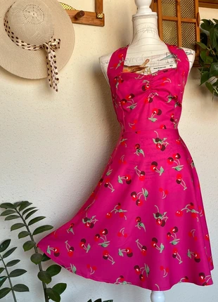 Vestido PinUp&Cerezas T.44, marca: Local, estado: Muy bueno, tamaño: XXL / 44 / 16, 34,99 €, 37,44 € Protección al comprador incluida