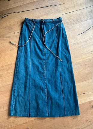 Vintage Maxi - Jeansrock mit Lederbändel, marque: Vintage Dressing, état: Très bon état, taille: L / 40 / 12, 15,00 €, 16,45 € Protection acheteurs incluse