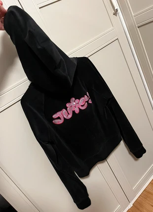 Juicy Coutire Hoodie, brand: Juicy Couture, condizioni: Nuovo senza cartellino, taglia: S / IT 40 / EU 36, €30.00, €32.20 include la Protezione acquisti