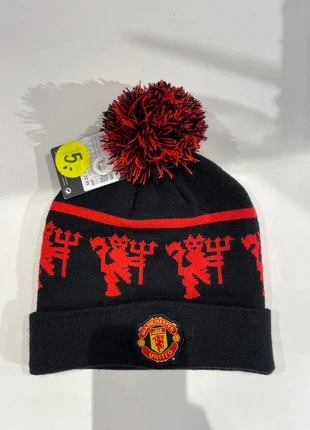 Manchester United muts, merk: Manchester United, staat: Nieuw met prijskaartje, maat: Universele maat, € 5,00, € 5,95 inclusief Kopersbescherming