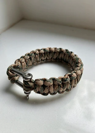 Paracord Armband pols maat 21 cm, staat: Nieuw zonder prijskaartje, € 12,50, € 13,83 inclusief Kopersbescherming