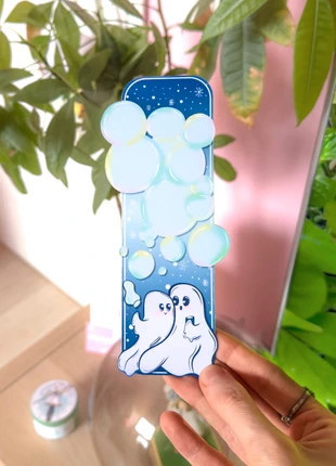 Ghost Couple Bookmark | Romantic Ghosts Blowing Bubbles | Cozy Winter Aesthetic, marque: Studio Stellae, état: Très bon état, 3,50 €, 4,38 € Protection acheteurs (Pro) incluse